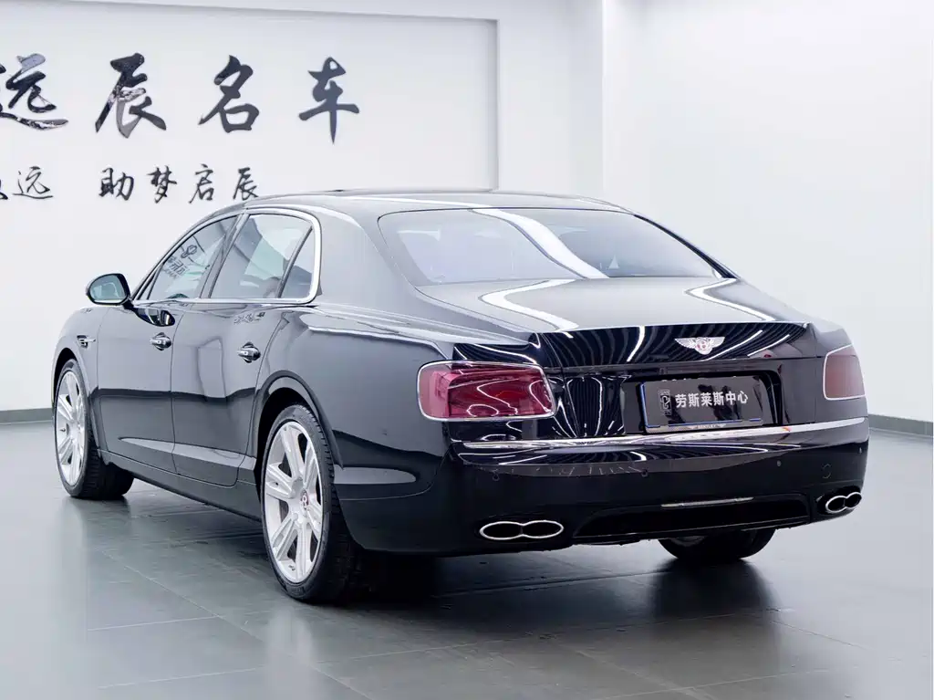 Flying Spur 4.0 T V8 Distinguished