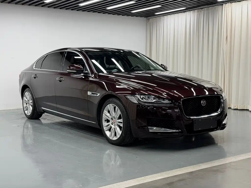 Jaguar XFL XFL 2.0 T 250 PS Premium