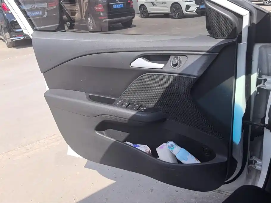 Cavalier 320 Auto Delight Sunroof