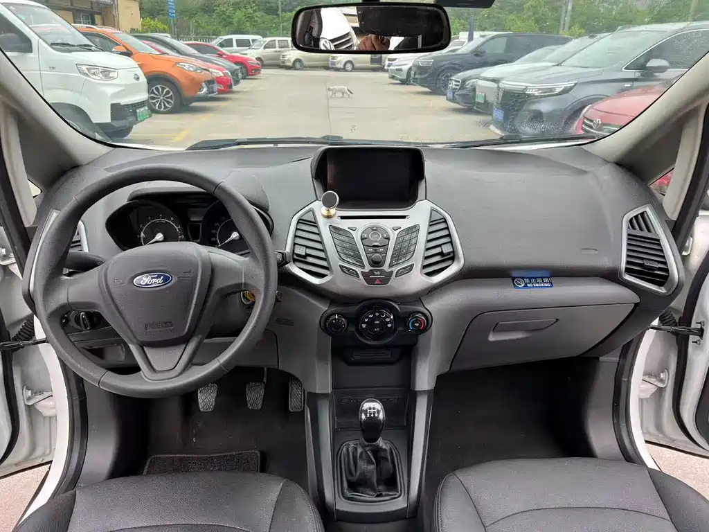 EcoSport 1.5 L Manual Comfort
