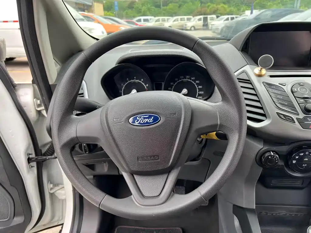 EcoSport 1.5 L Manual Comfort
