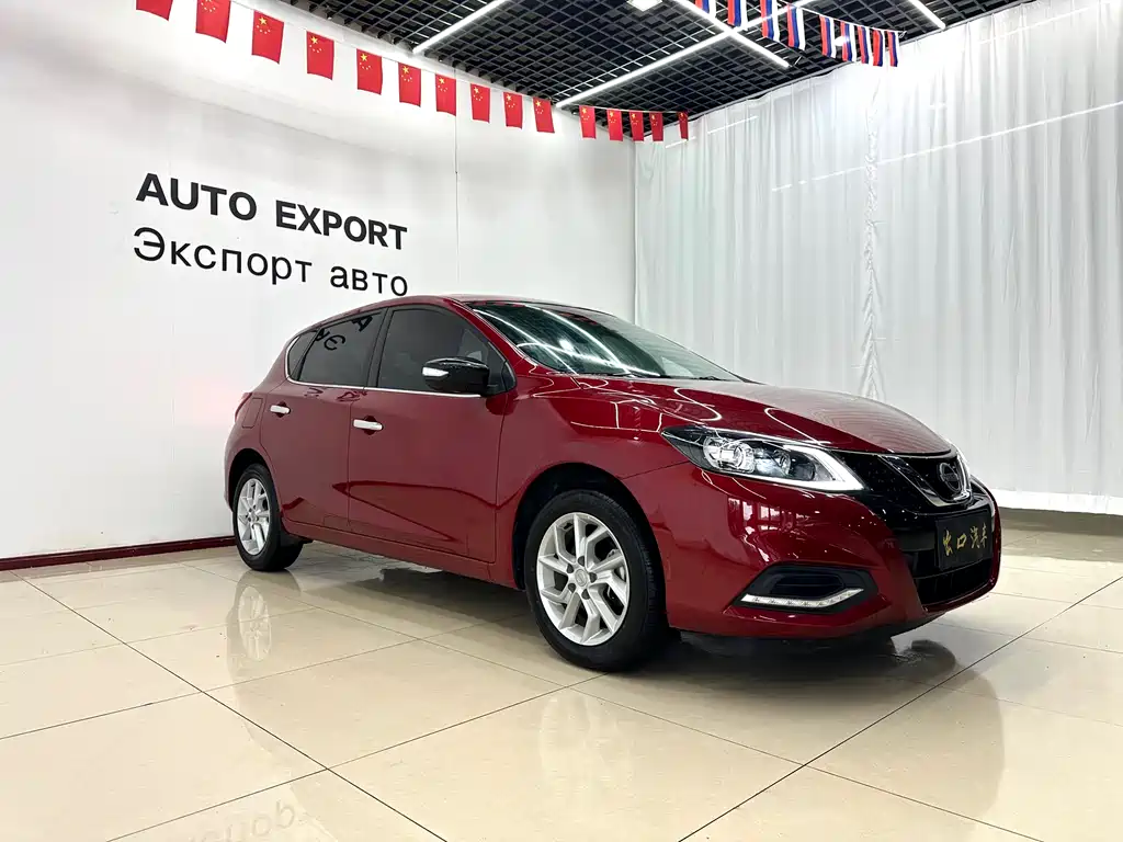 Tiida 1.6 L CVT Smart Travel