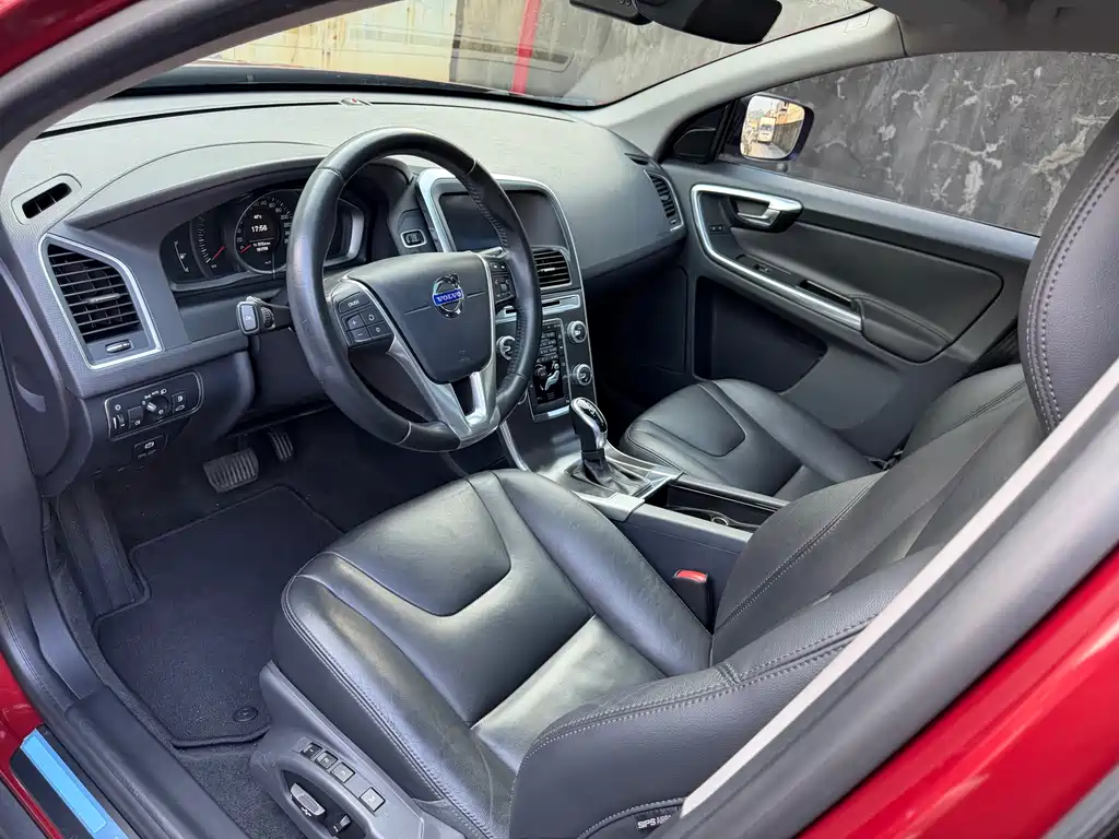 Volvo XC60 (Import) T5 Smart Ease