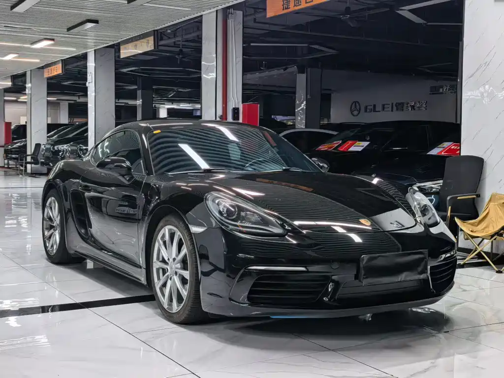 Porsche 718 Cayman 2.0 T