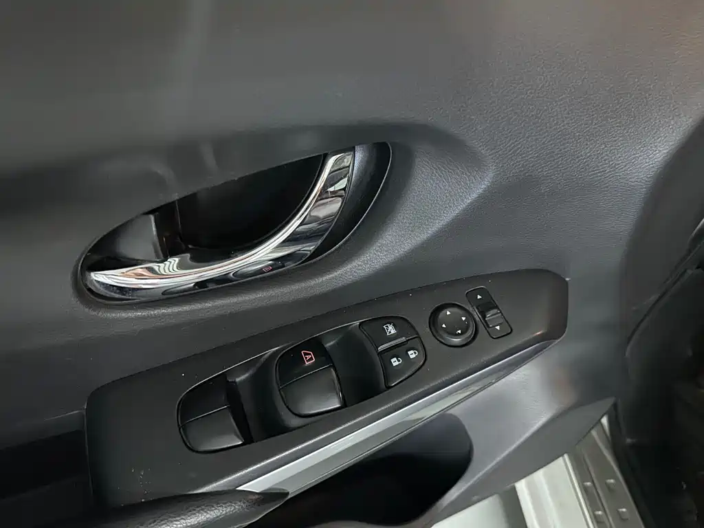 Lannia 1.6 L CVT Cool