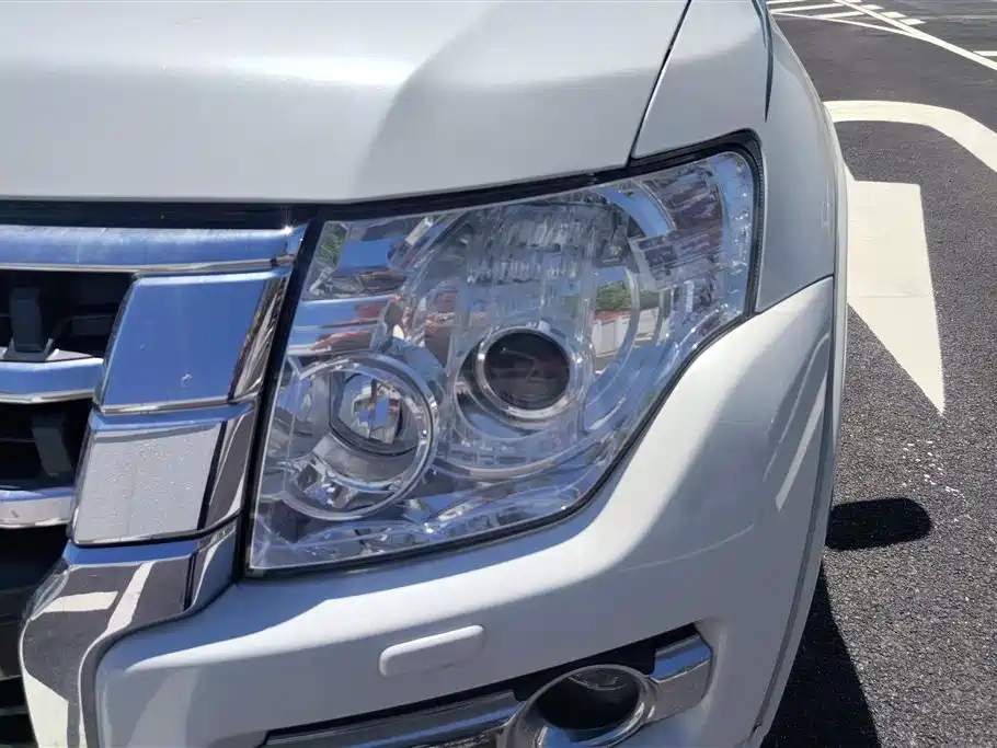 Pajero (Import) 3.8 L Auto
