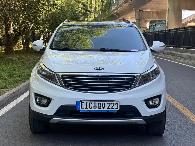 Kia Sportage 2.0 L Auto 2 WD DLX