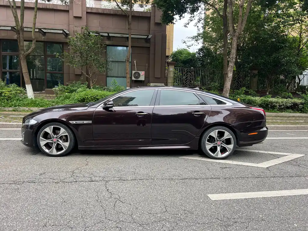 Jaguar XJ XJL 3.0 SC 2 WD Panoramic Business