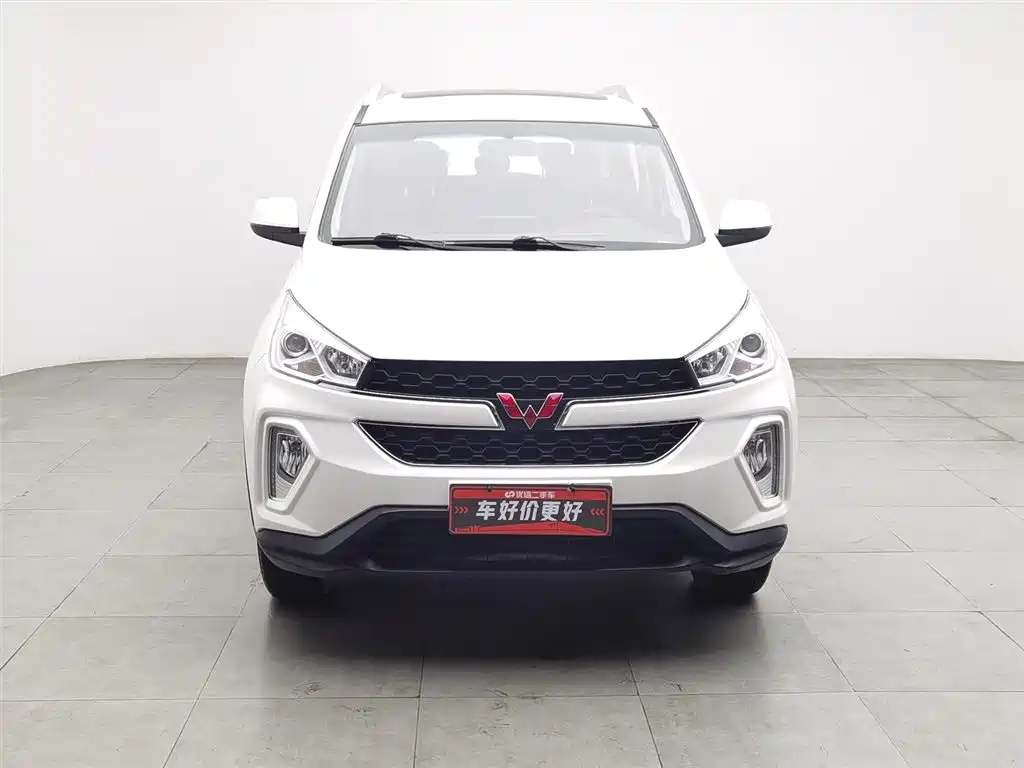 Wuling Hongguang S3 1.5 L Manual Luxury CN-V