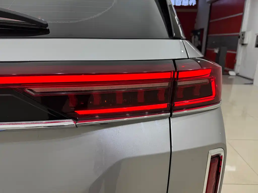 Besturn T99 20 TD Auto Premium