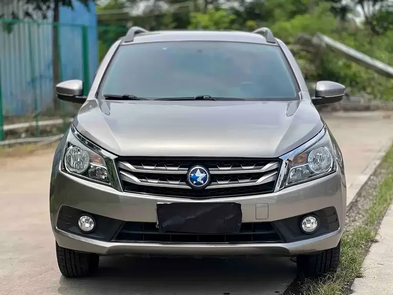 Venucia T70 1.6 L Manual Wise Travel