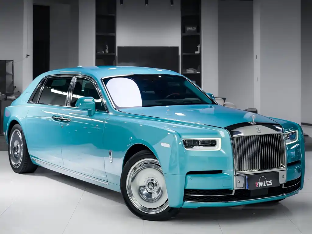 Phantom 6.7 T LWB Range