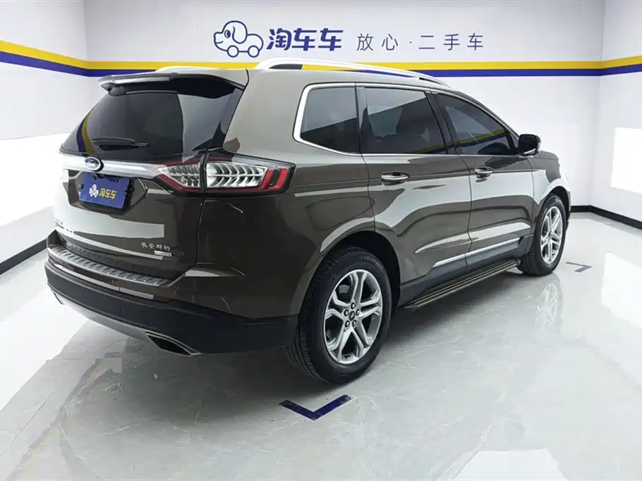 Edge EcoBoost 245 2 WD Grand Sharp 7-seat CN-VI