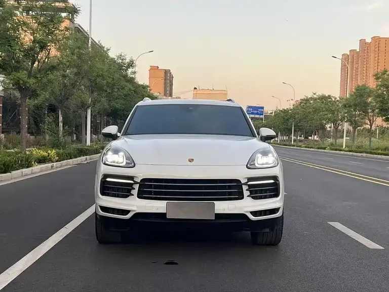 Porsche Cayenne 3.0 T Auto