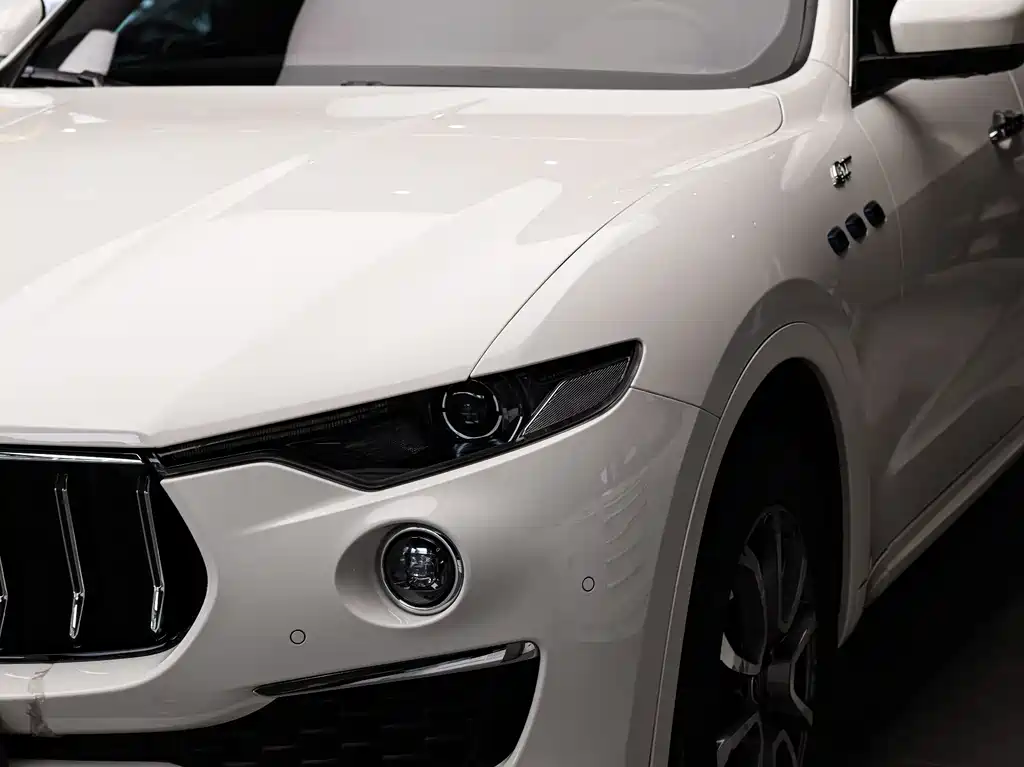 Levante Levante 2022款 2.0 T GT锋芒首发版