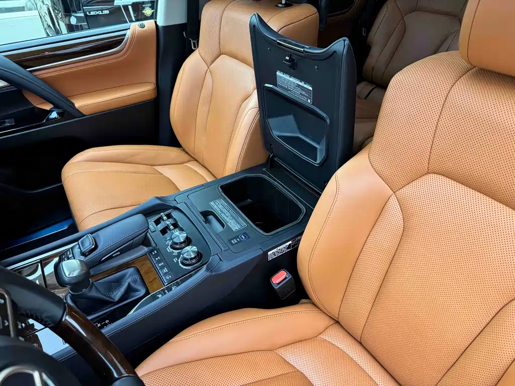 Lexus LX 雷克萨斯LX 2017款 570 中东版