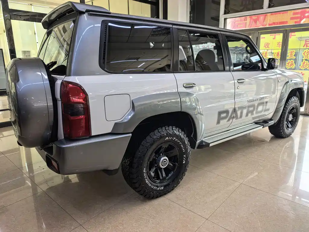 Patrol 途乐 2019款 4.8 L 中东版
