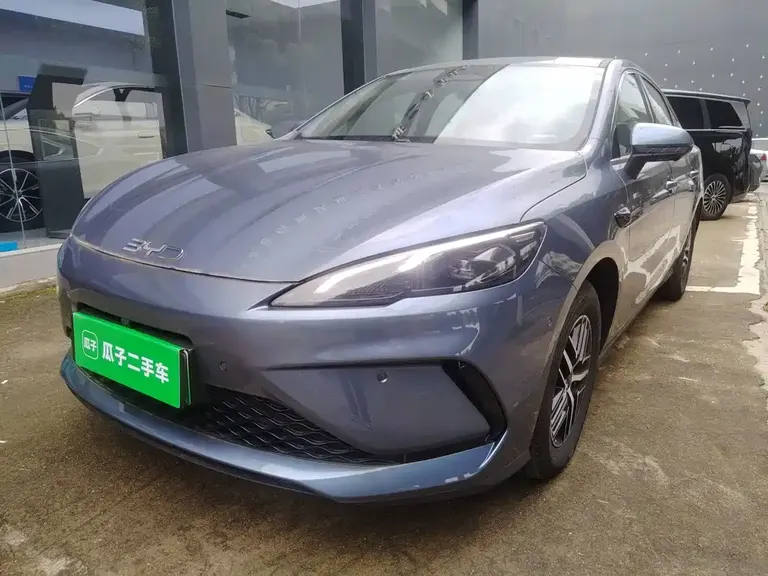 BYD Seal 05 DM-i DM-i Smart Drive 120 KM Flagship