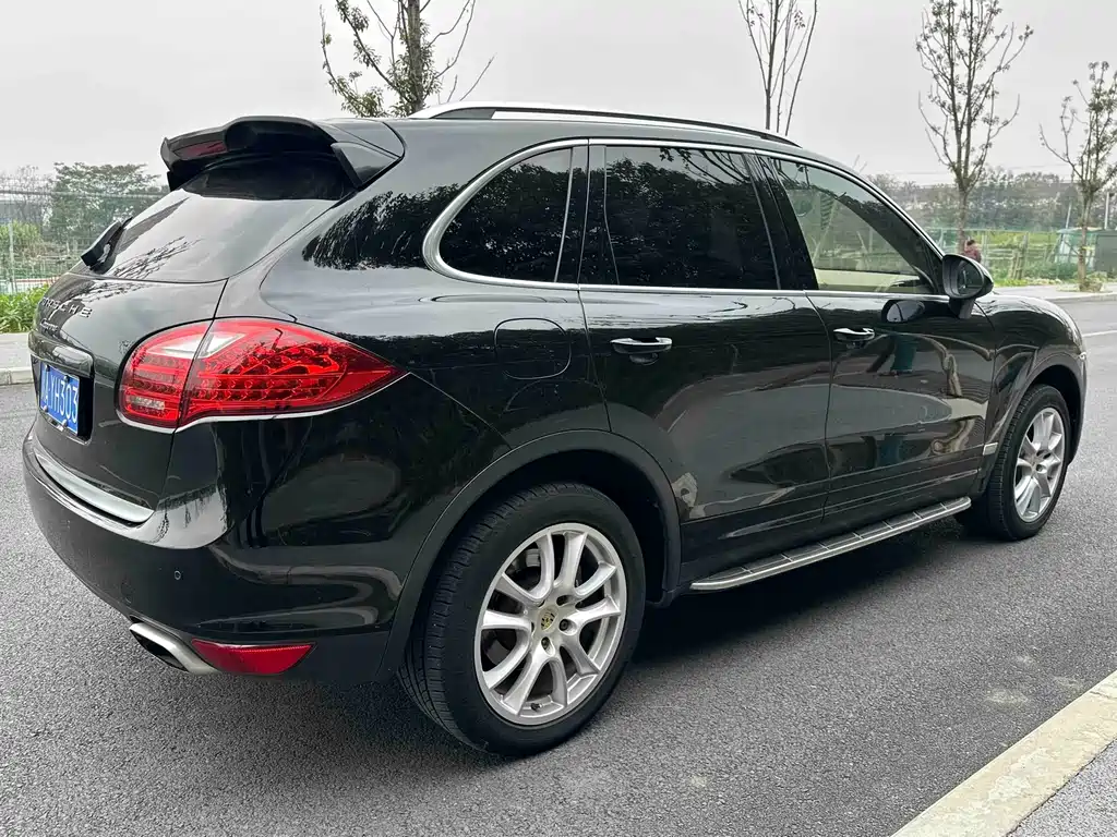 Cayenne Cayenne 3.0 T US Spec
