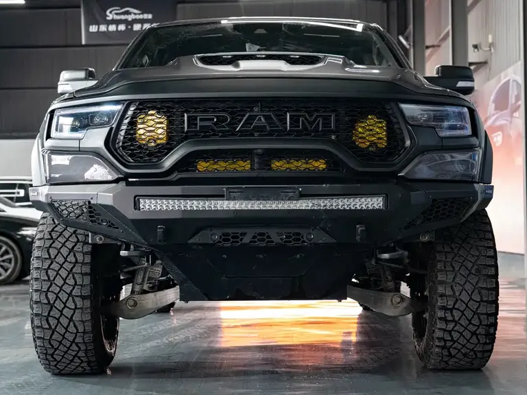 RAM Trucks 6.2 T Auto