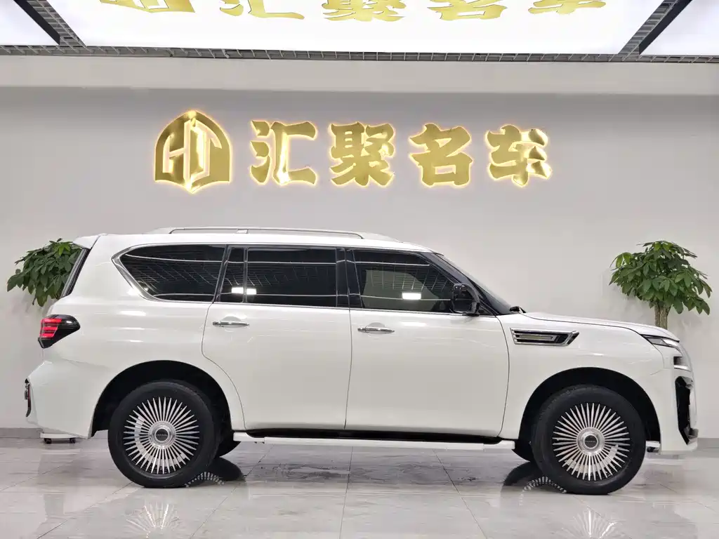 Patrol 4.0 L Middle East