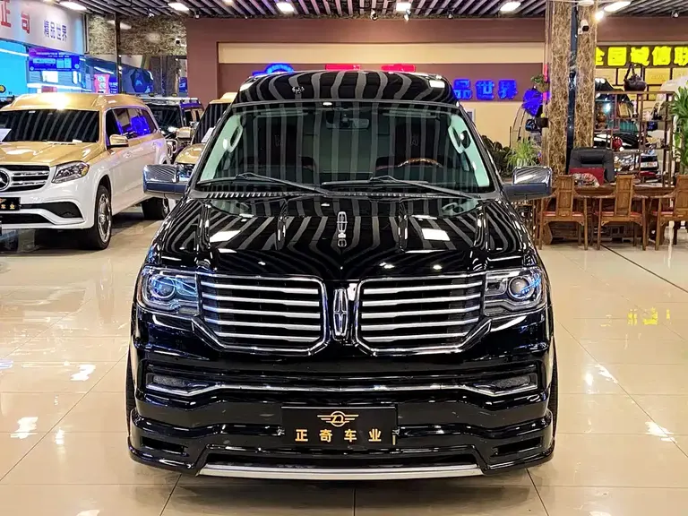 Lincoln Navigator 3.5 T Leader No.1
