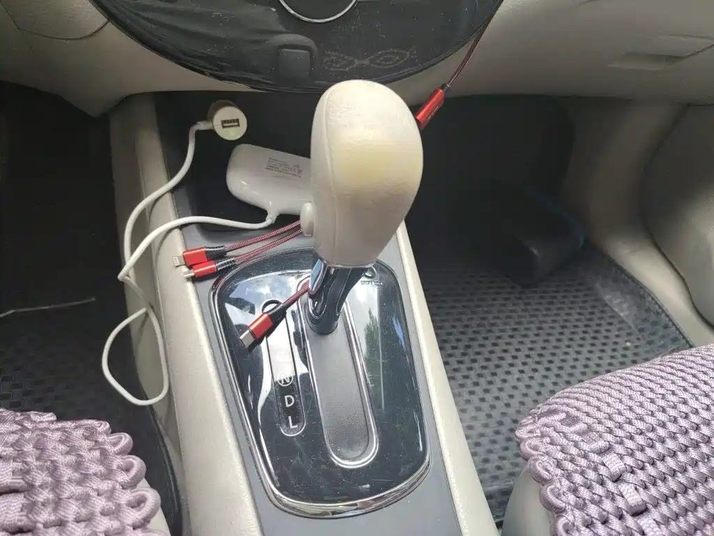 Tiida 1.6 L CVT Intelligent