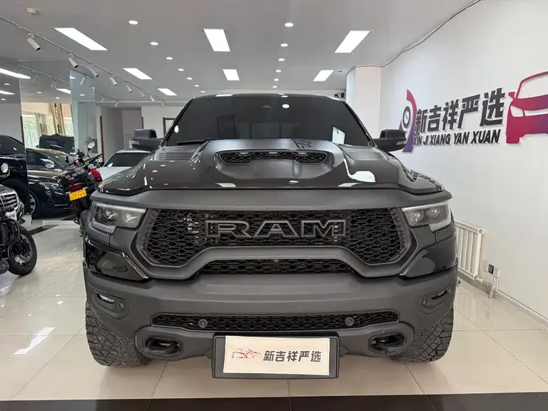 RAM Trucks RAM Trucks霸王龙 2023款 6.2 T 二级包