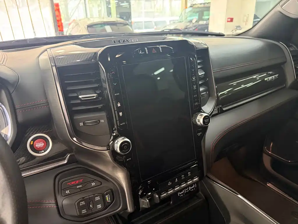 RAM Trucks RAM Trucks霸王龙 2023款 6.2 T 二级包