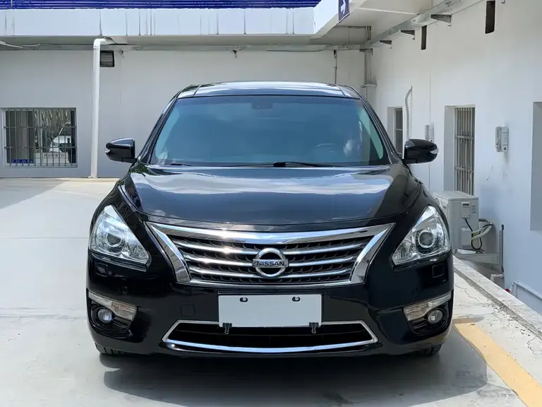 Nissan Teana 天籁 2014款 公爵 2.0 L VIP豪华特别版