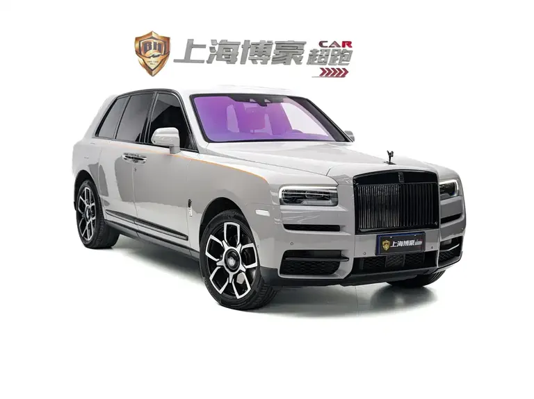 Rolls-Royce Cullinan 4-seat