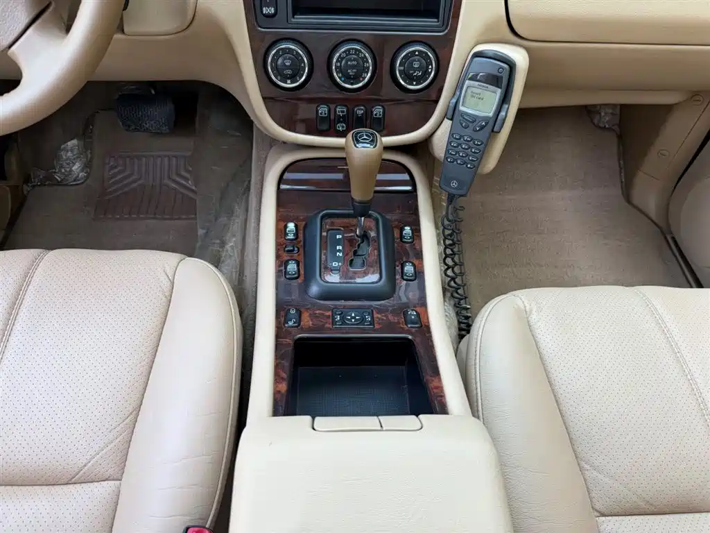Mercedes-Benz M-Class 奔驰M级 2002款 ML 320