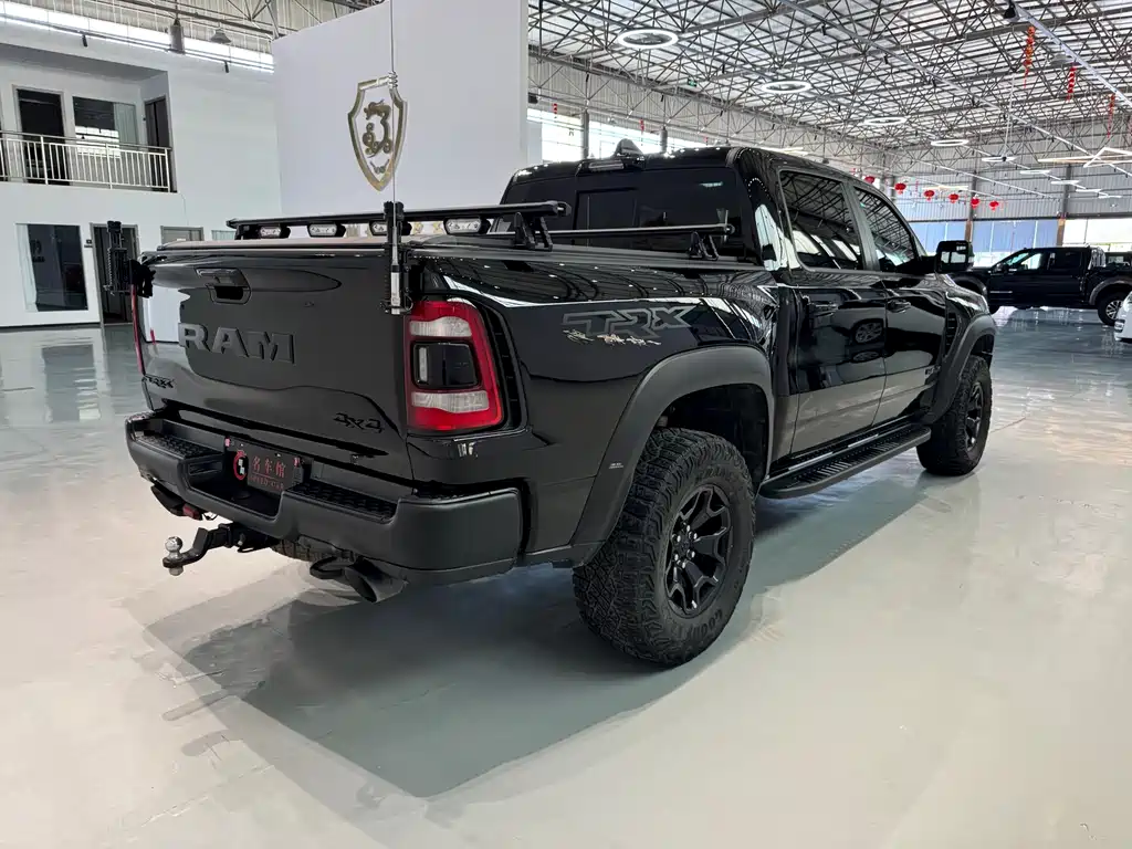 RAM Trucks RAM Trucks霸王龙 2022款 6.2 L 自动