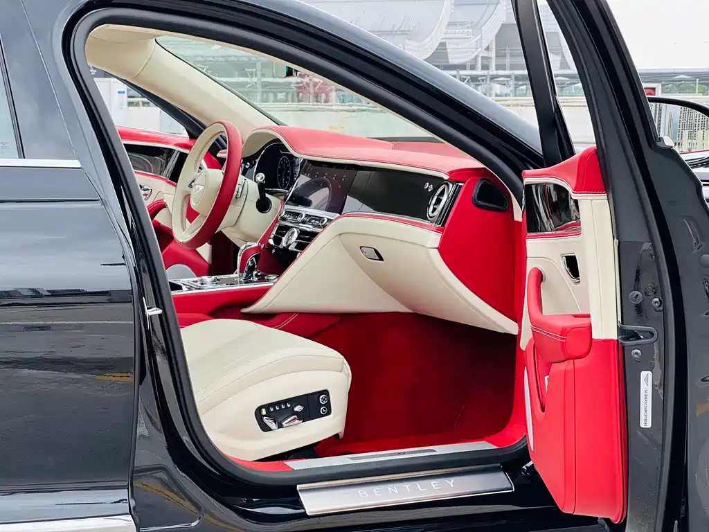Flying Spur V8 Edition 8