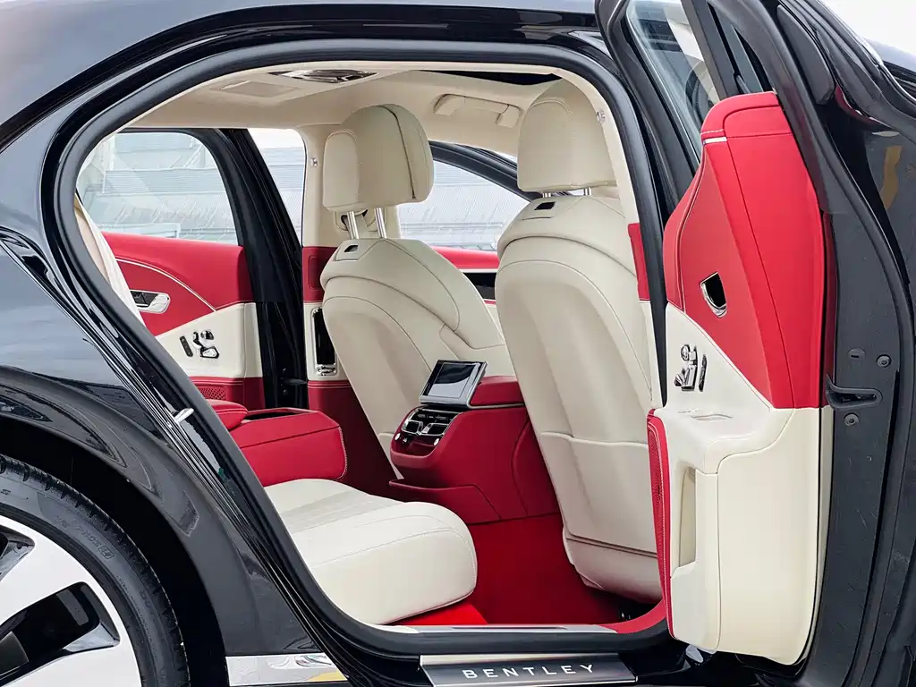 Flying Spur V8 Edition 8