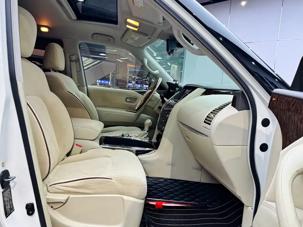Patrol 4.0 L Middle East