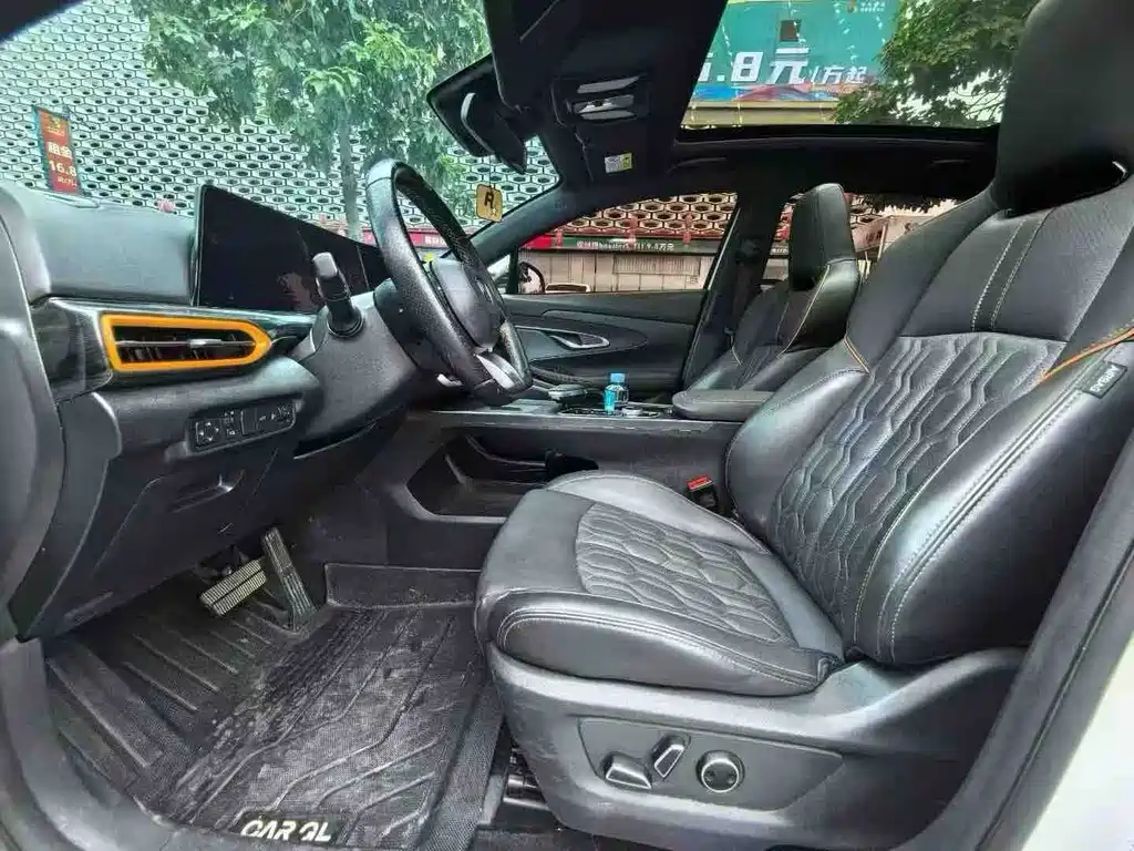 Changan UNI-T 1.5 T Luxury