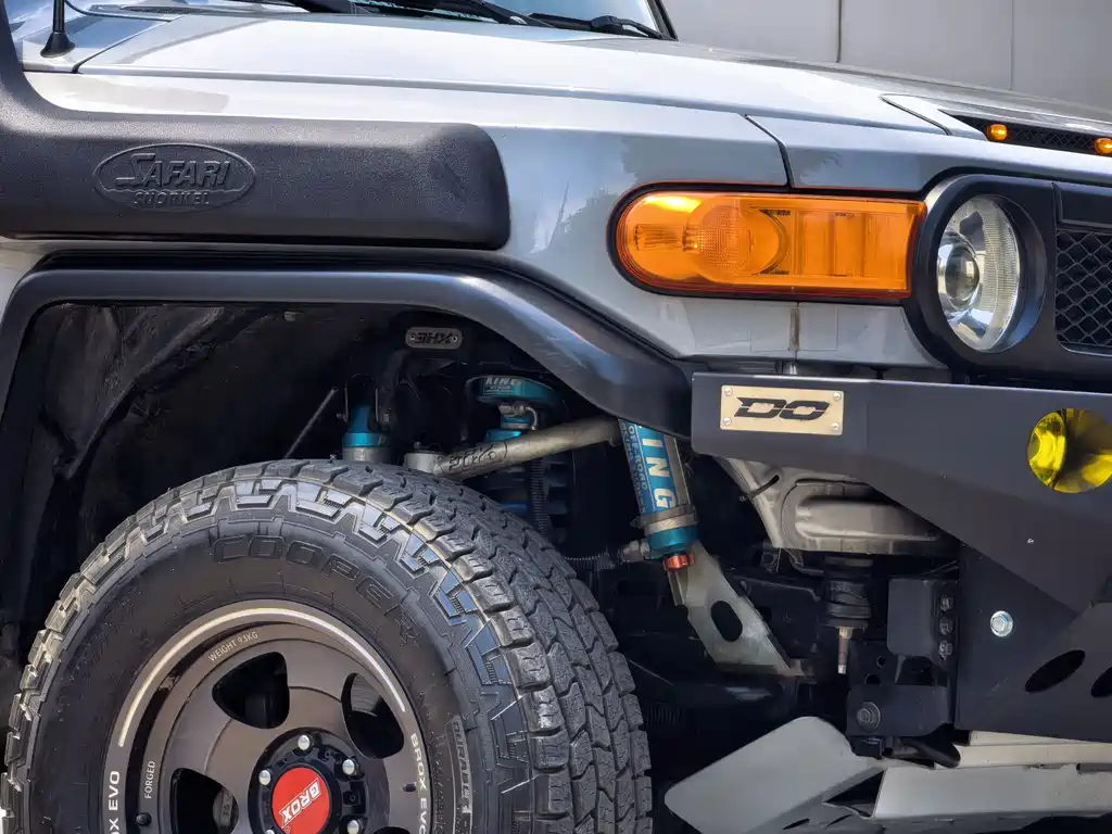 FJ Cruiser FJ 酷路泽 2019款 4.0 L 极限运动顶配版