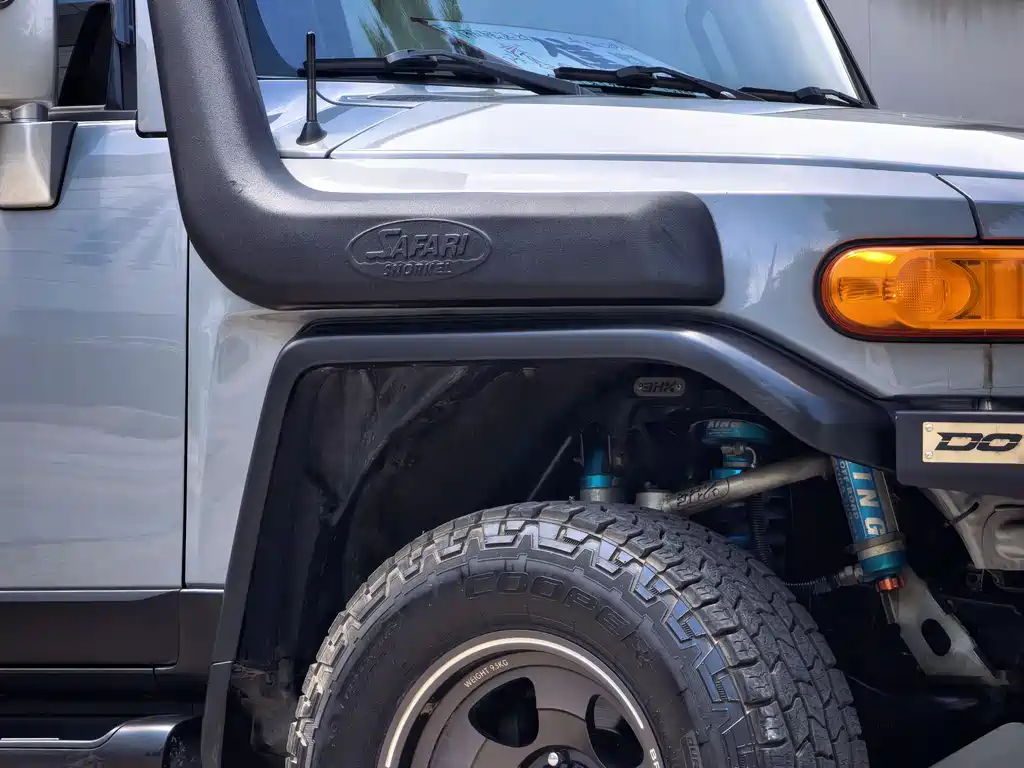 FJ Cruiser FJ 酷路泽 2019款 4.0 L 极限运动顶配版