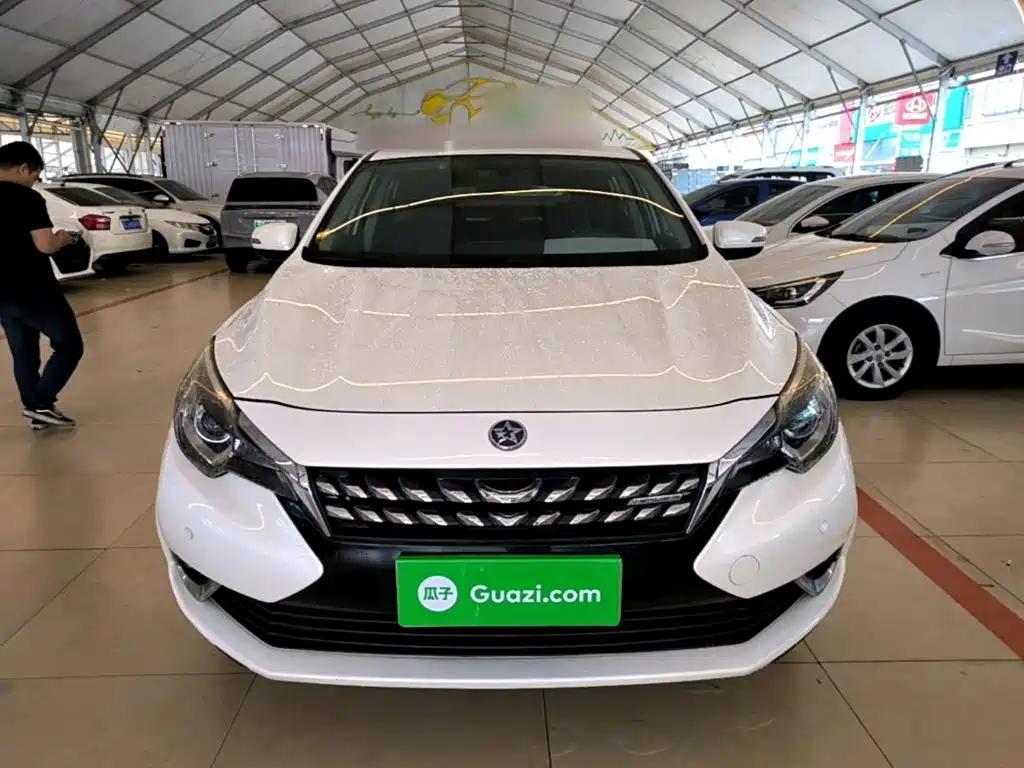 Venucia T90 启辰T90 2018款 2.0 L CVT智联风尚版 国V