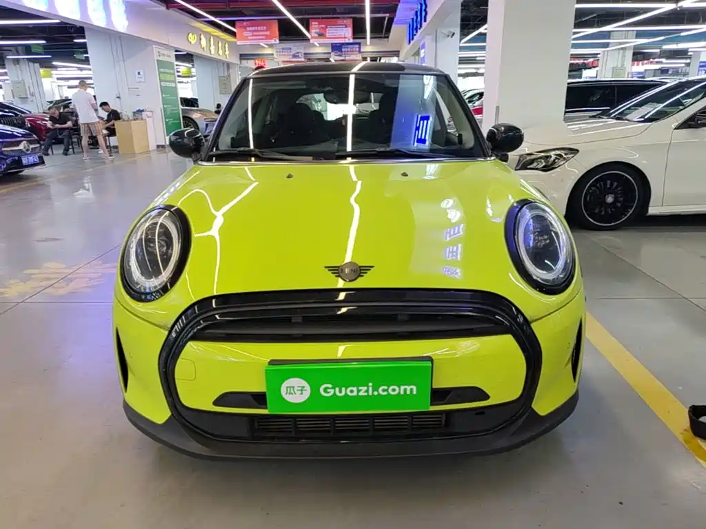 MINI 1.5 T COOPER Artist