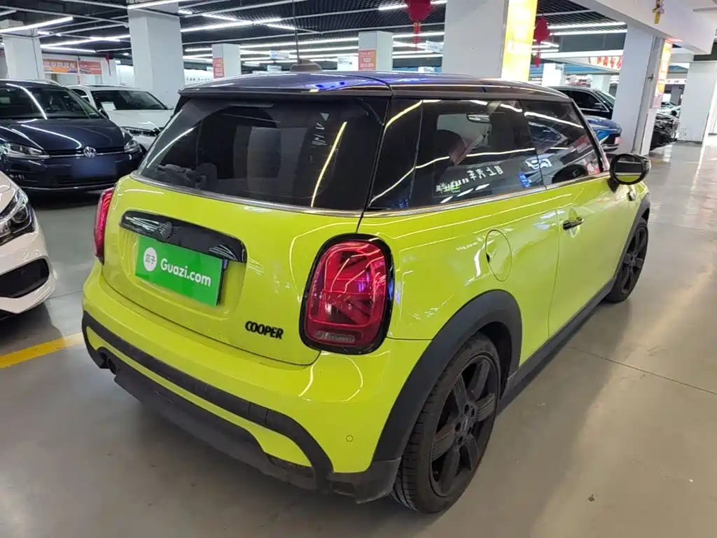 MINI 1.5 T COOPER Artist