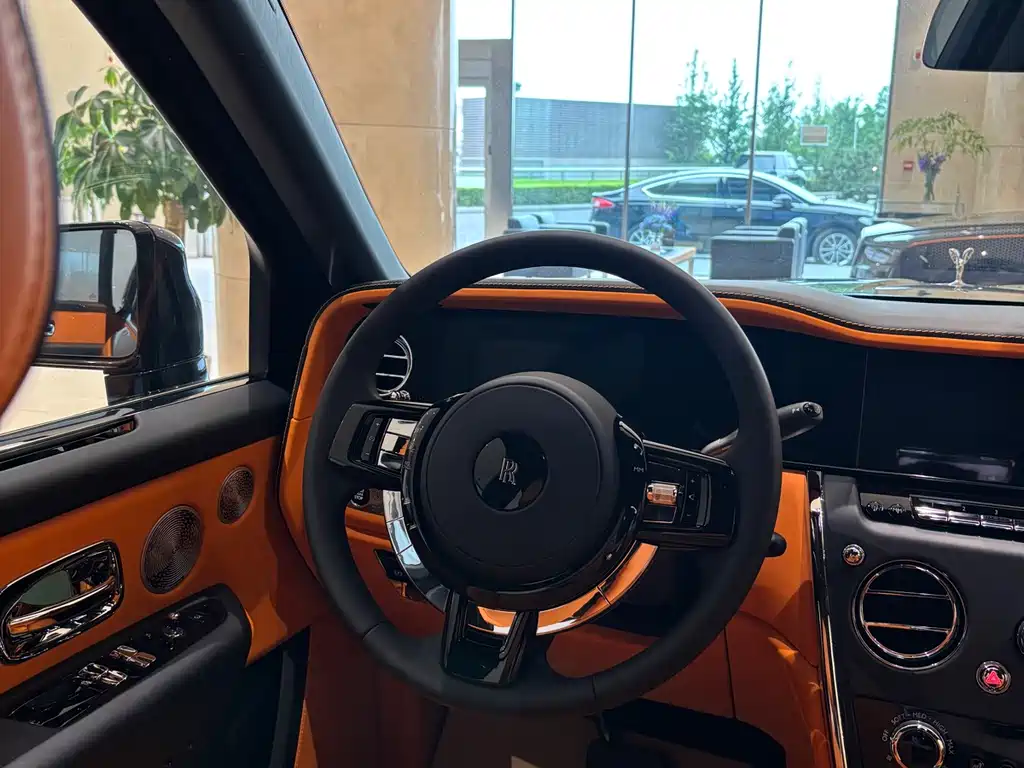 Cullinan 库里南 2025款 五座版
