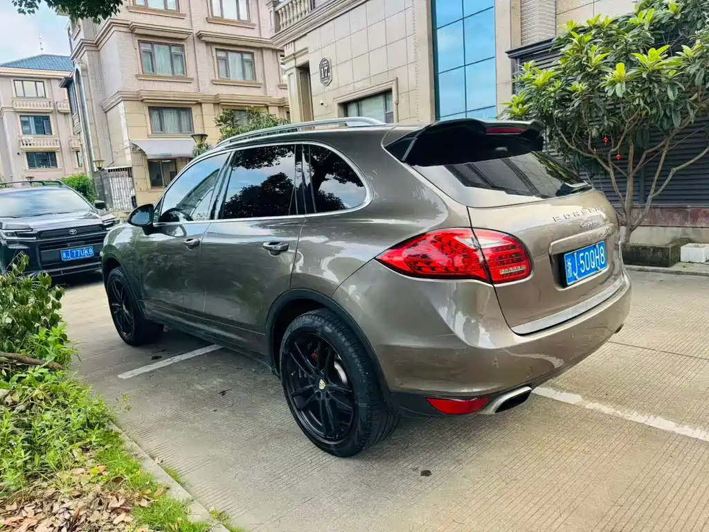 Cayenne Cayenne 3.0 T US Spec
