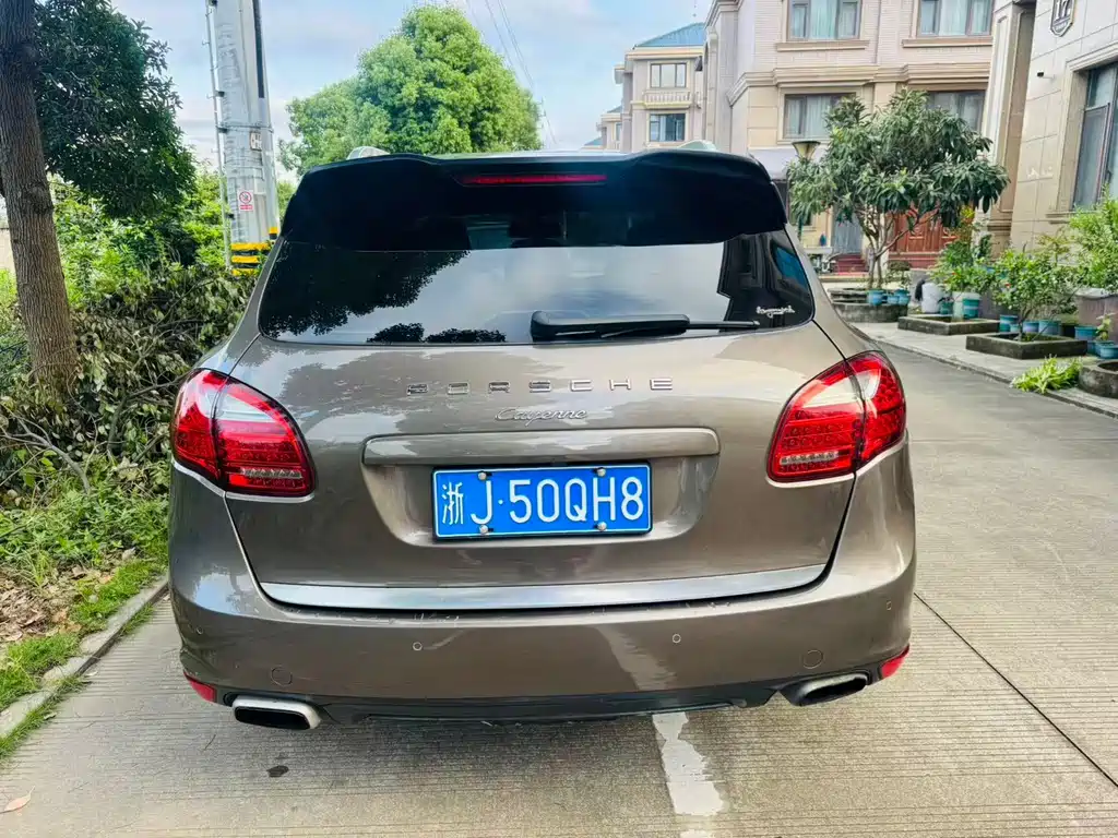 Cayenne Cayenne 3.0 T US Spec