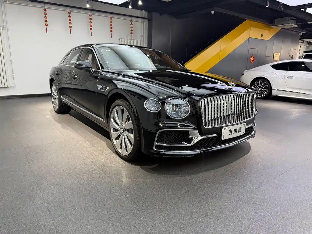 Flying Spur V8 Edition 8