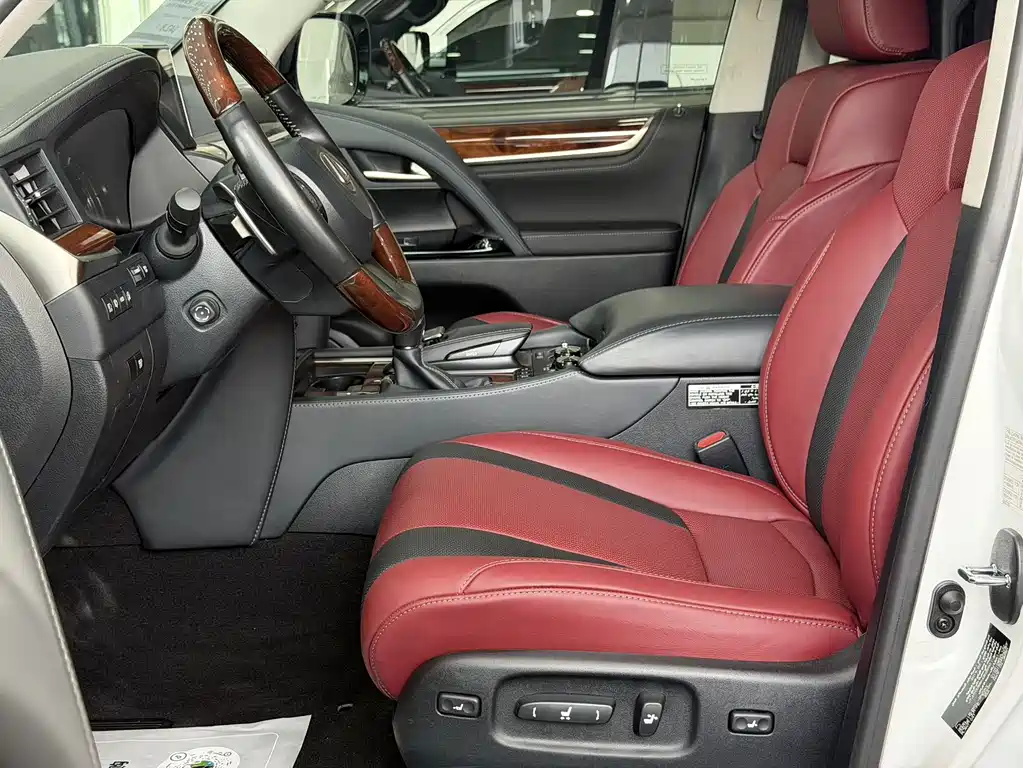 Lexus LX 雷克萨斯LX 2019款 LX570 限量 S 中东版