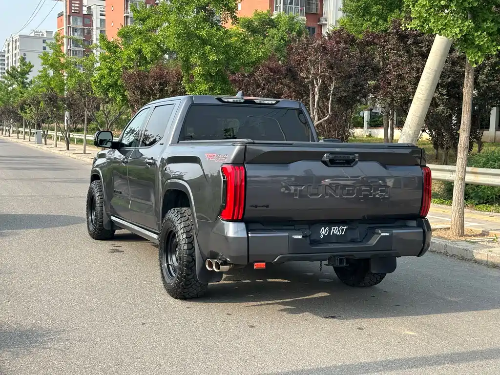 Tundra 坦途 2023款 3.5 T SR5