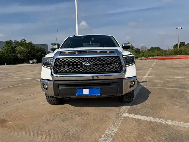 Toyota Tundra 坦途 2018款 5.7 L 自动
