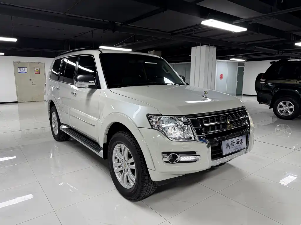Pajero (Import) 帕杰罗(进口) V97 2020款 3.8 L 中东版